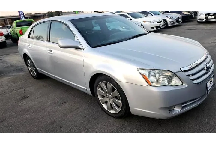 $5499 : 2006 Avalon image 8