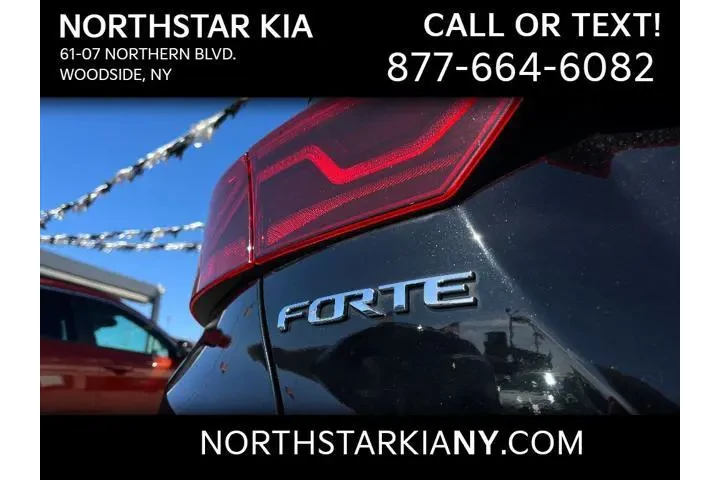 $15490 : Kia Forte 2021 GT-Line 4dr S image 7