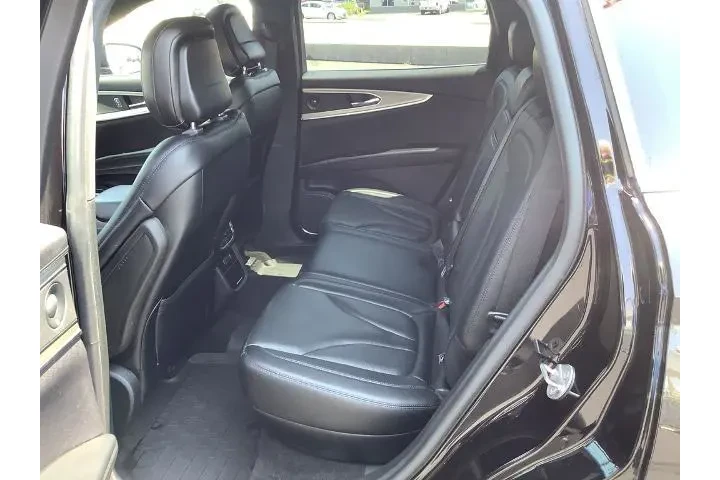 $31950 : Lincoln Nautilus 2020 Reserv image 10