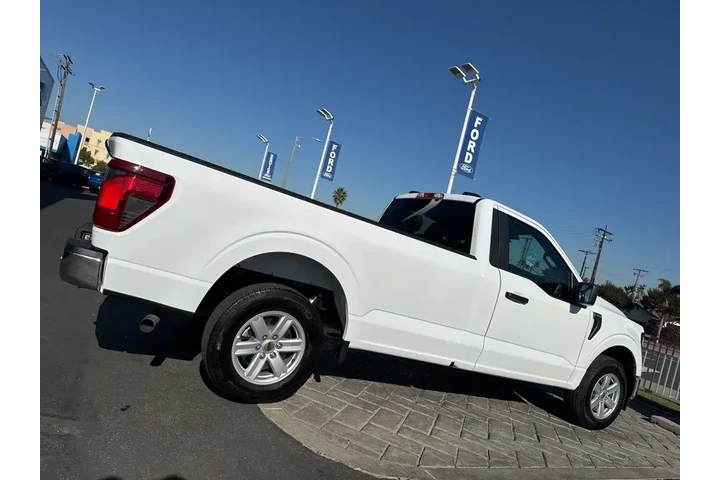 $39990 : Ford F-150 2024 4x2 XL 2dr R image 2