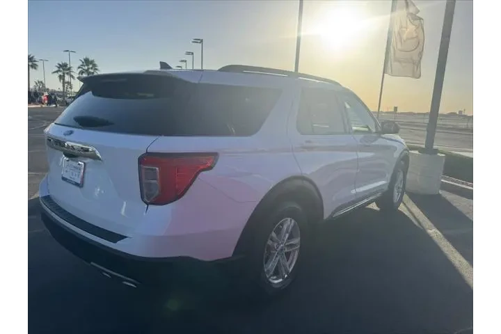 $28999 : Ford Explorer 2024 XLT 4dr S image 5