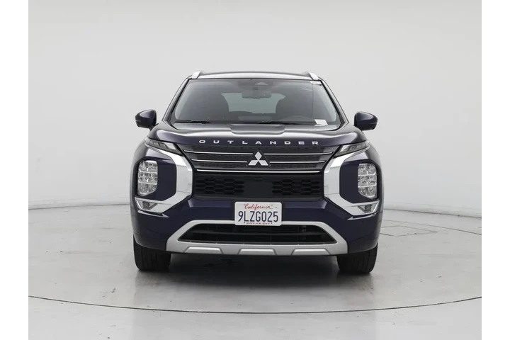 $27998 : Mitsubishi Outlander 2024 SE image 5