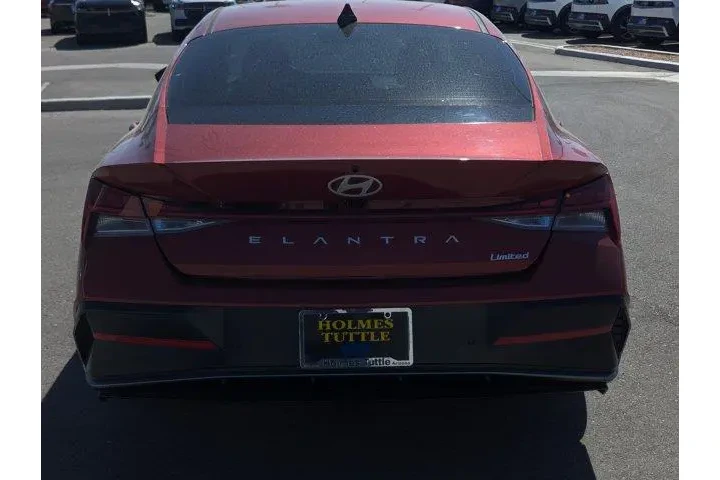 $23999 : Hyundai ELANTRA 2024 Limited image 3