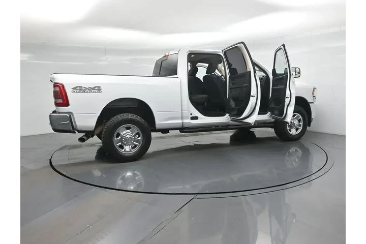$37673 : Ram 2500 2020 4x4 Tradesman image 5
