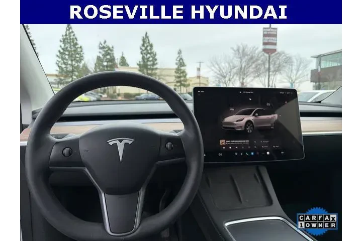 $29991 : Tesla Model Y 2023 AWD Long image 8