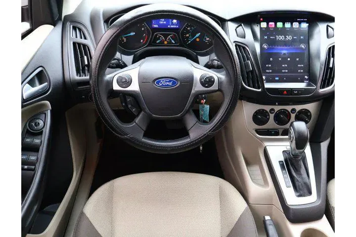 $8788 : Ford Focus 2014 SE 4dr Sedan image 8