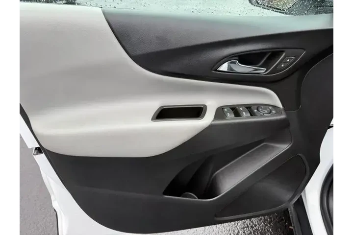 $21258 : Chevrolet Equinox 2022 4x4 L image 10