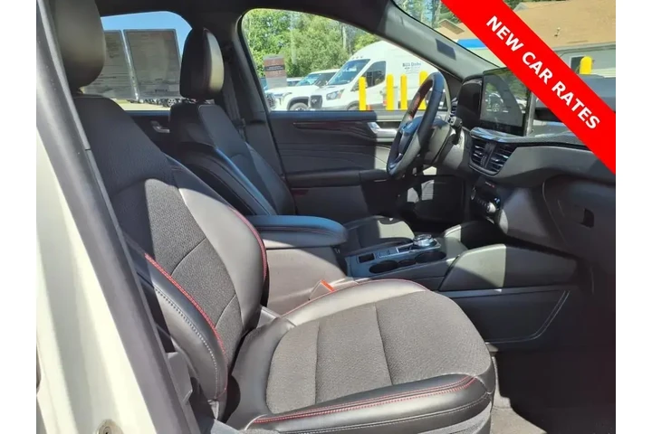 $26391 : Ford Escape 2024 AWD ST-Line image 4