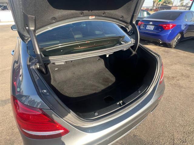 $18795 : 2017 Mercedes-Benz E-Class E image 8