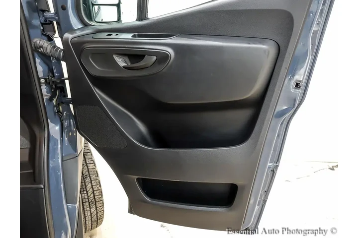 $32995 : Mercedes-Benz Sprinter 2021 image 9