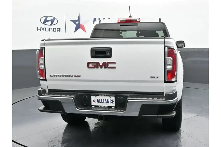 $16999 : GMC Canyon 2017 4x2 SLT 4dr image 6