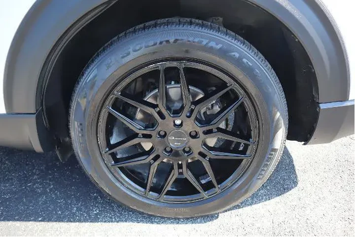 $17282 : Ford Explorer 2020 XLT 4dr S image 9