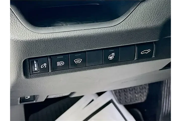 $33900 : Toyota RAV4 Hybrid 2024 AWD image 10