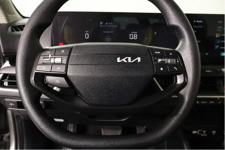 $19864 : Kia K4 2025 LX 4dr Sedan image 3