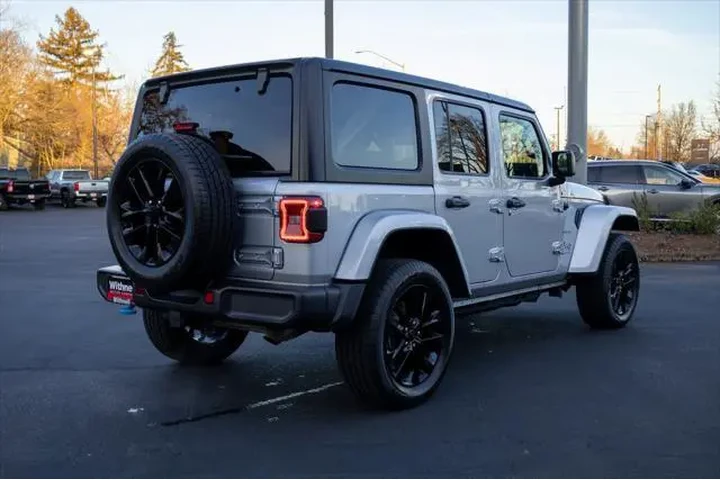 $31995 : Jeep Wrangler 2023 4x4 Sahar image 7