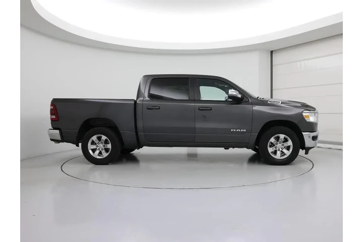 $33998 : Ram 1500 2024 4x2 Laramie 4d image 7