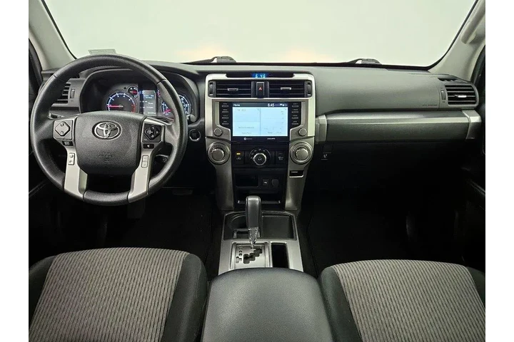 $30998 : Toyota 4Runner 2022 4x2 SR5 image 9