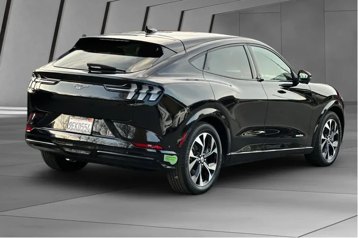 $25500 : Ford Mustang Mach-E 2023 Pre image 4