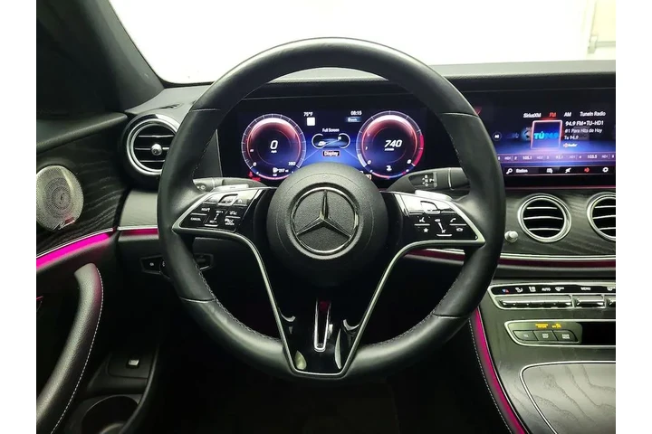 $39998 : Mercedes-Benz E-Class 2022 E image 9