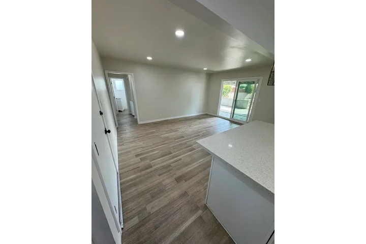 $1500 : Pico Rivera 🏠 image 8