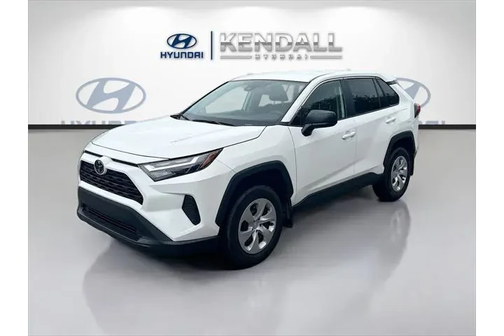 $25888 : Toyota RAV4 2024 LE 4dr SUV image 5