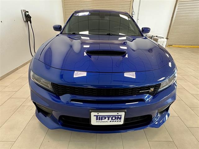 $53406 : Pre-Owned 2022 Charger R/T Sc image 2