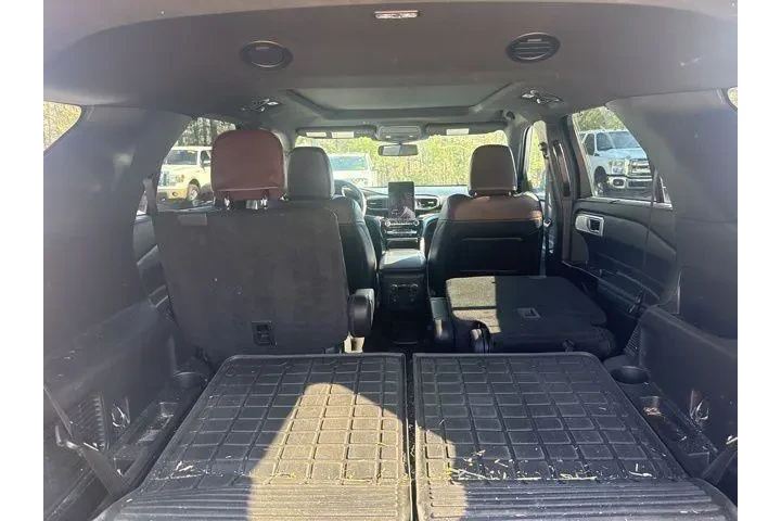 $39996 : Ford Explorer 2023 AWD Plati image 8
