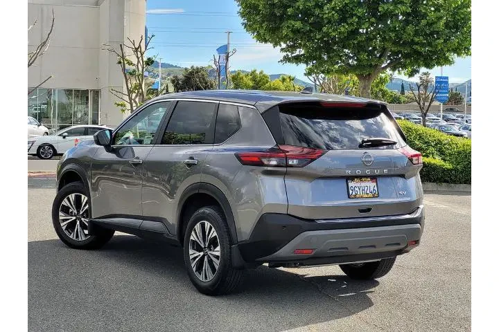 $24900 : Nissan Rogue 2023 SV 4dr Cro image 6