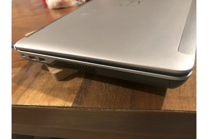 $2700 : Laptop Latitud E6540 i7 16RAM image 7
