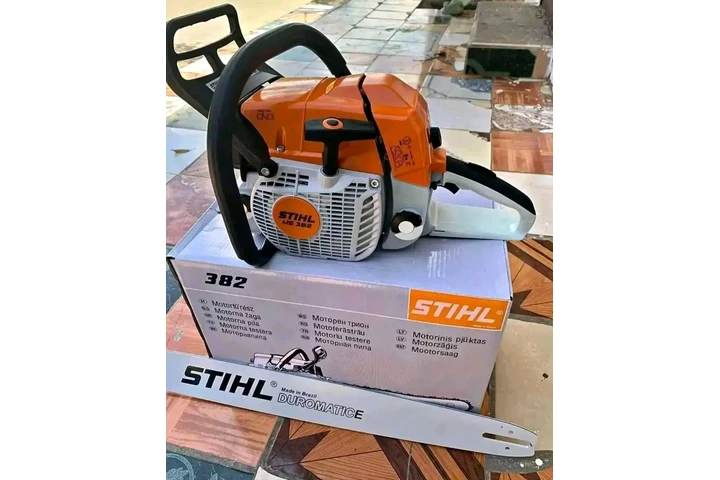 $250 : Chainsaws For Sale image 9
