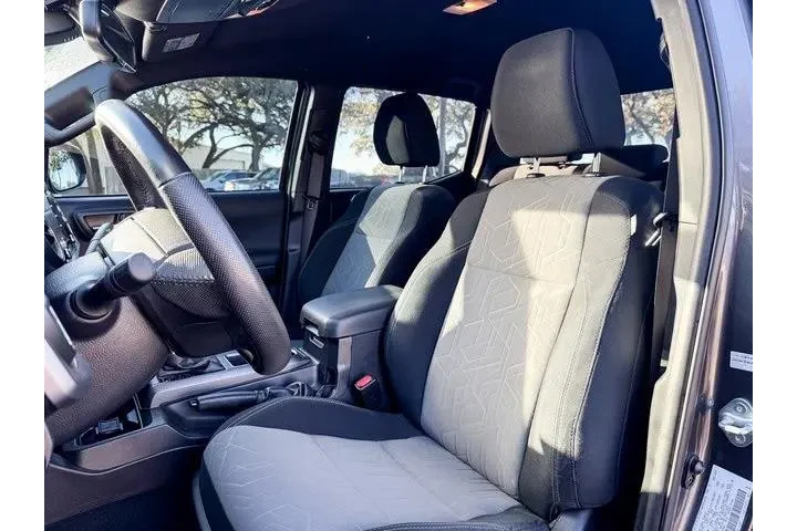 $34991 : Toyota Tacoma 2021 4x4 TRD P image 7