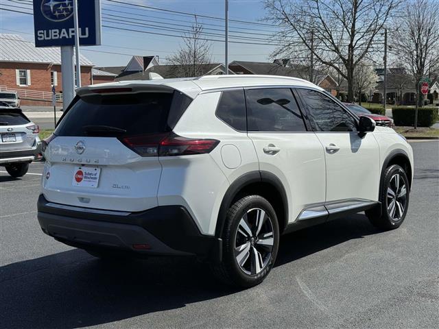 $27274 : PRE-OWNED 2021 NISSAN ROGUE image 2