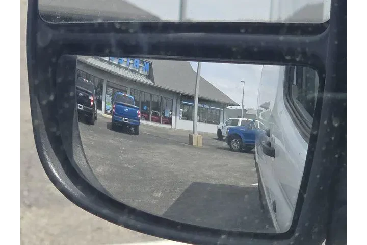 $20147 : Ford Transit 2019 250 3dr LW image 4