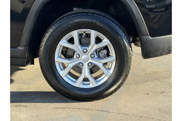 $33995 : Jeep Grand Cherokee 2023 4x4 image 10