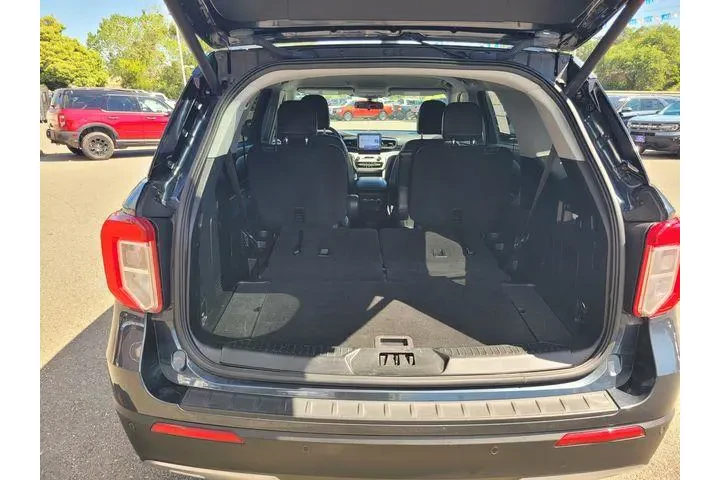 $25703 : Ford Explorer 2022 XLT 4dr S image 8