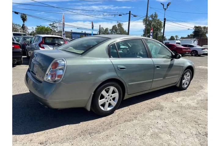 $5599 : 2003 Altima 2.5 image 6
