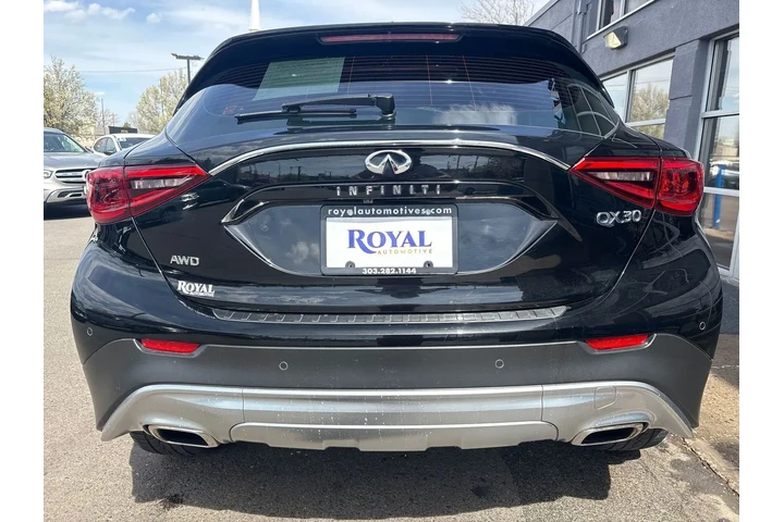 $12995 : 2018 INFINITI QX30 Premium image 7