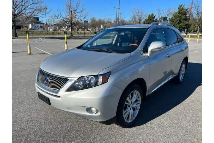 $10900 : 2011 RX 450h image 3