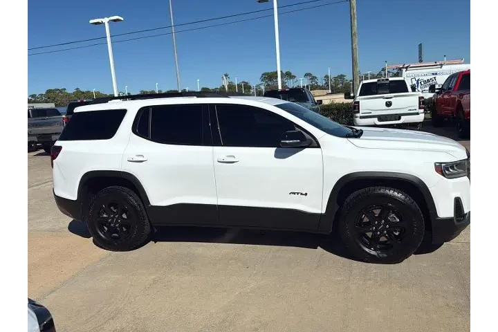 $28986 : GMC Acadia 2022 4x4 AT4 4dr image 9