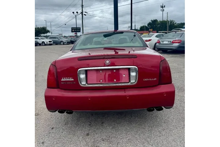 $3200 : 2000 DeVille image 5