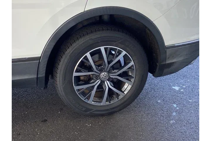Volkswagen Tiguan 2018 AWD 2 image 10