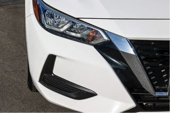 $13298 : Nissan Sentra 2022 SV 4dr Se image 10