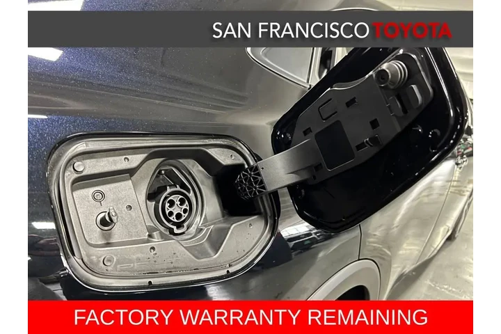 $3636 : Gold Certified2026 Prius Plug image 8