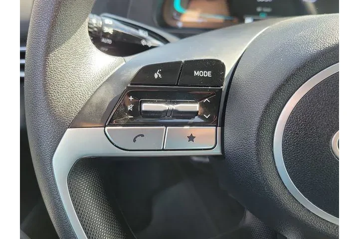 $21983 : Hyundai ELANTRA Hybrid 2025 image 2