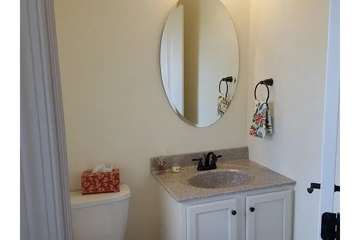 $1600 : Beautiful 3bd 3ba @ Lancaster image 5