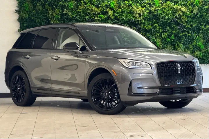 $39971 : Lincoln Corsair 2023 AWD Res image 1