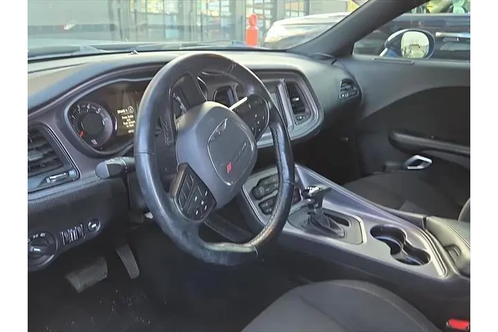 $32390 : Dodge Challenger 2023 GT 2dr image 6