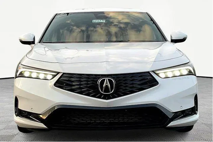 $25356 : Acura Integra 2023 4dr Liftb image 2