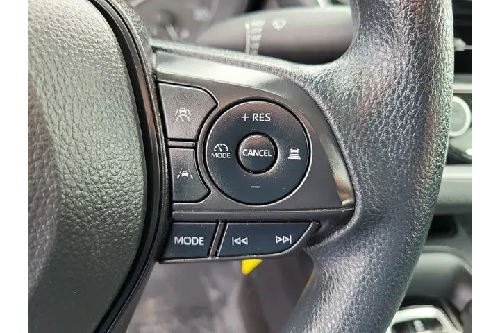 $23900 : Toyota Corolla 2024 LE 4dr S image 6