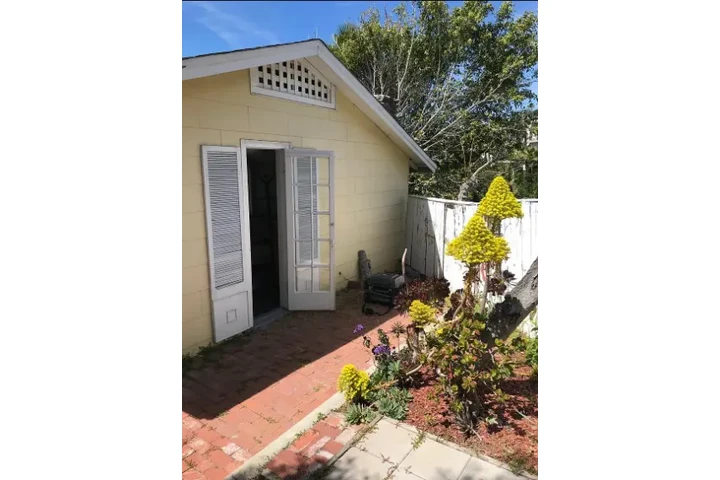 $1250 : cabaña de un dormitorio image 9